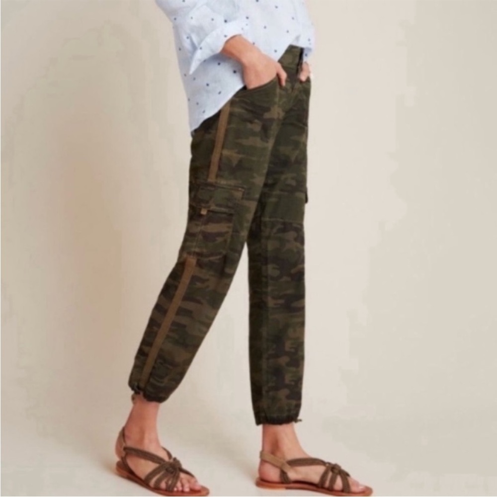 NWT Anthropologie Sanctuary Camo Cargo Cropped Jogger Pants